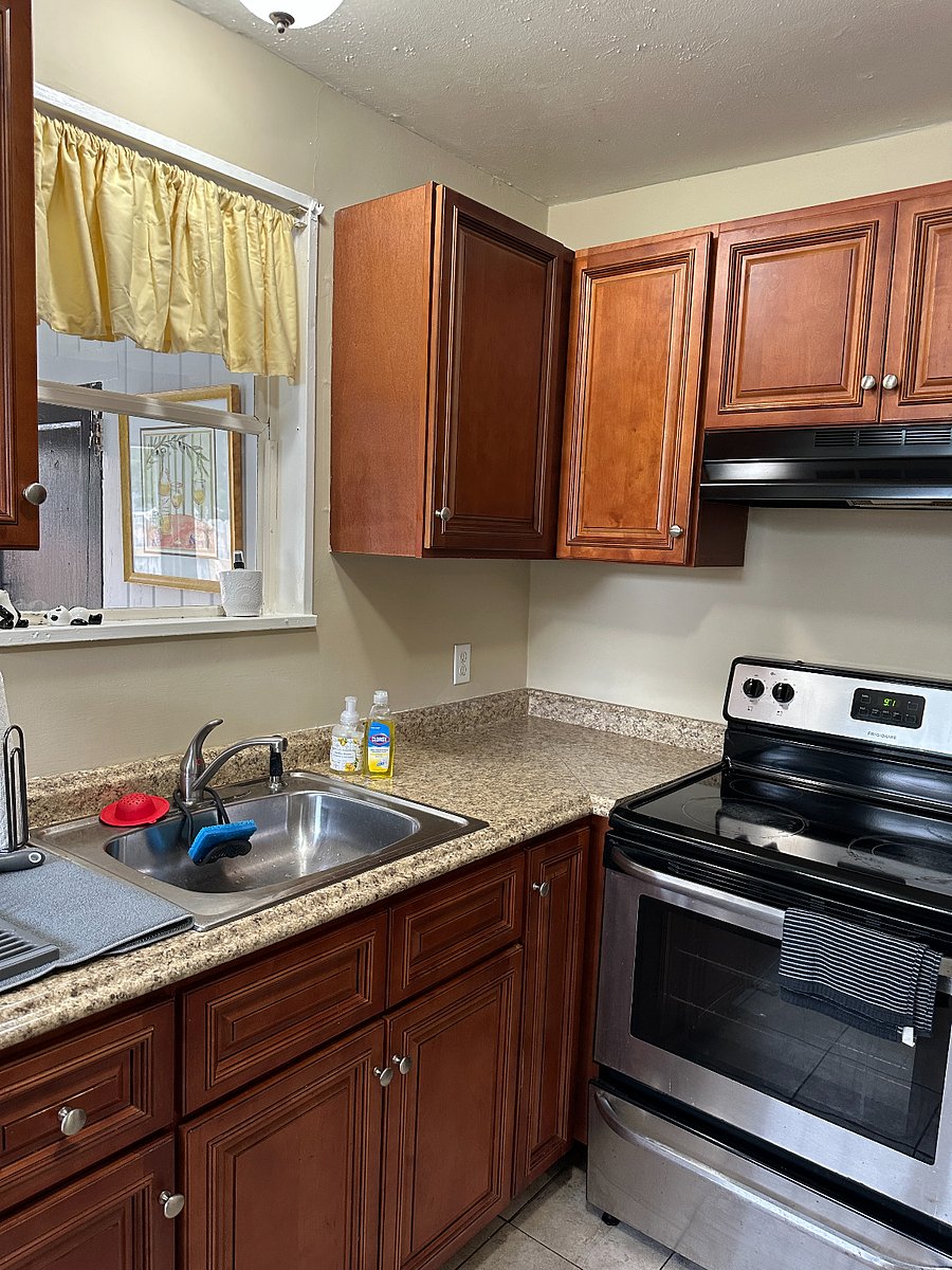 Furnished Finder property 856021_1 photo 7