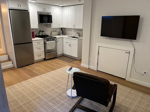 Furnished Finder property 856022_1 photo 4