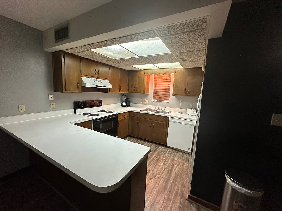 Furnished Finder property 856026_1 photo 25