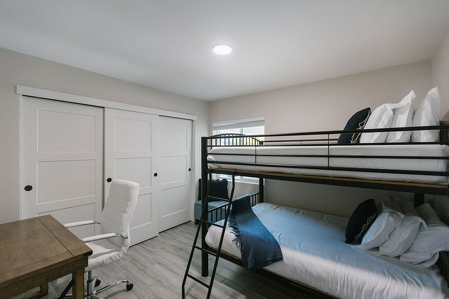 Furnished Finder property 856064_1 photo 13