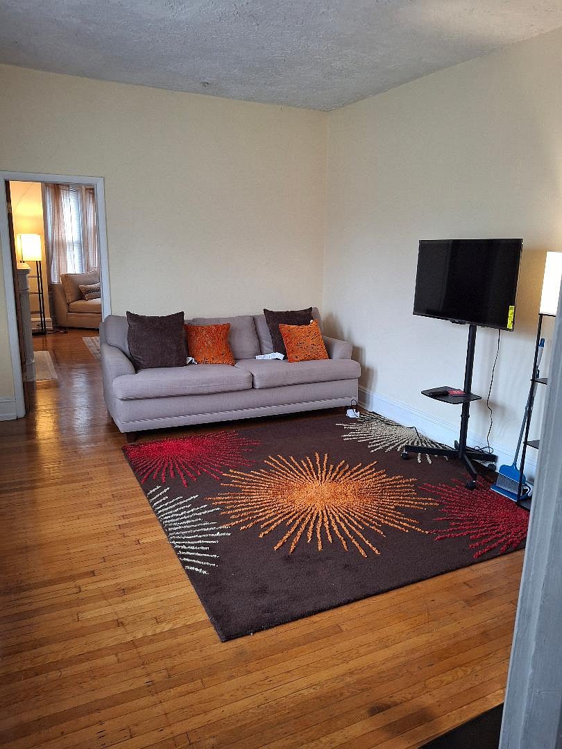 Furnished Finder property 856131_1 photo 3