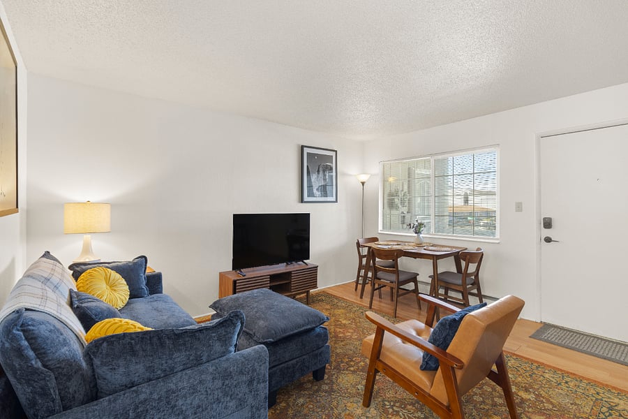 Furnished Finder property 856133_1 photo 20