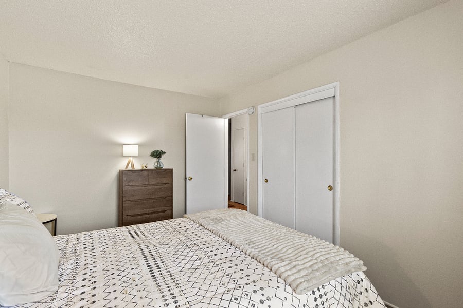 Furnished Finder property 856133_1 photo 15
