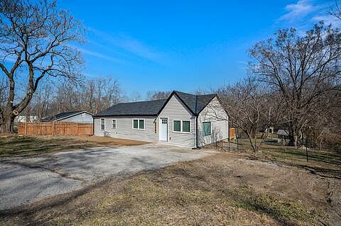 Furnished Finder property 856156_1 photo 15