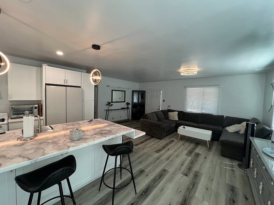 Furnished Finder property 856160_1 photo 2