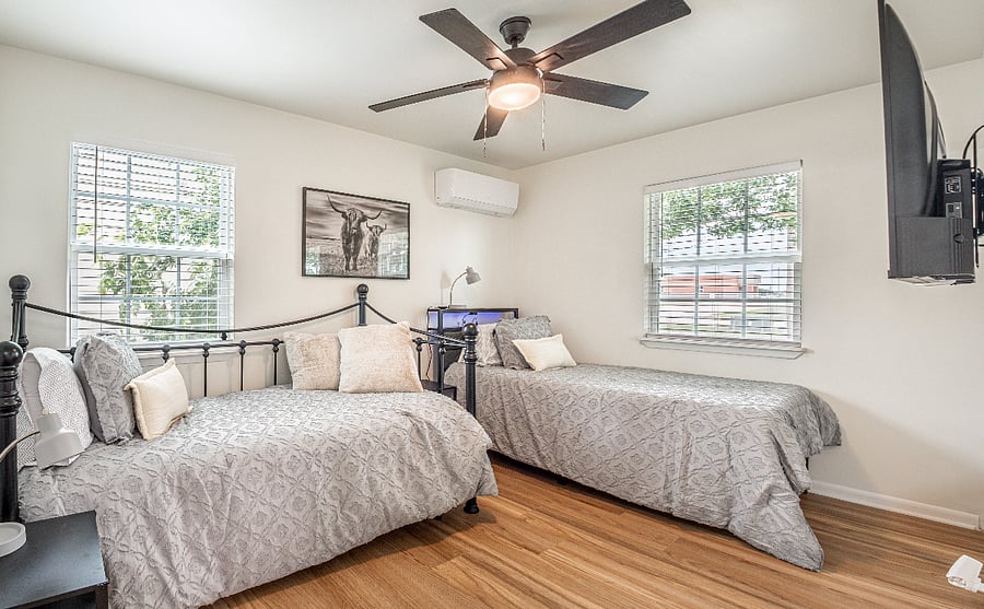 Furnished Finder property 856163_1 photo 9