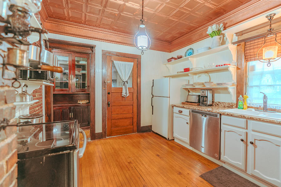 Furnished Finder property 856168_1 photo 18