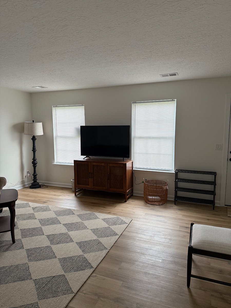 Furnished Finder property 856184_1 photo 11