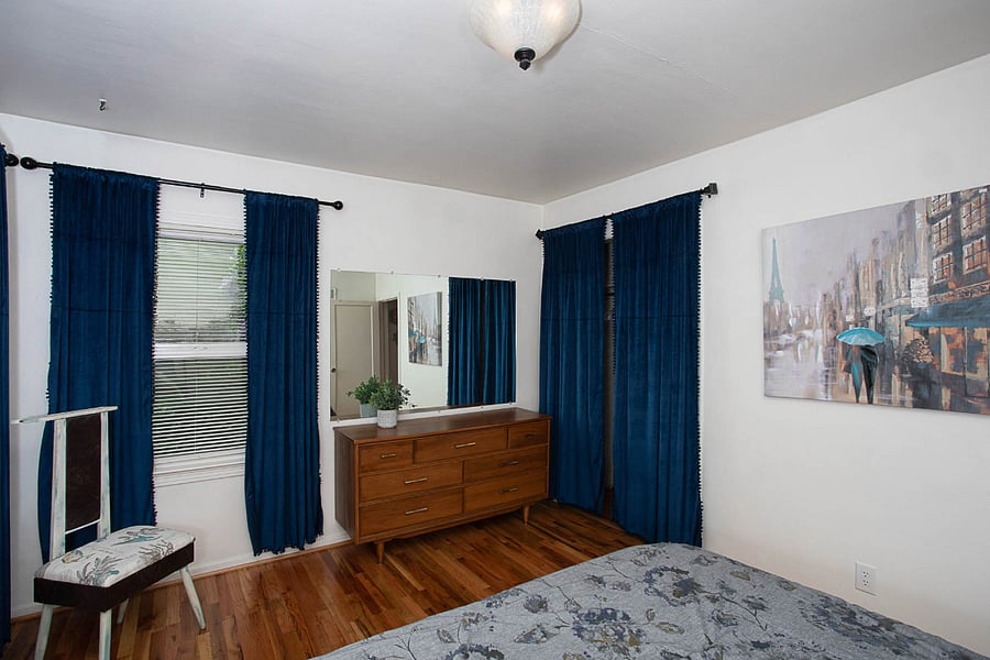 Back bedroom