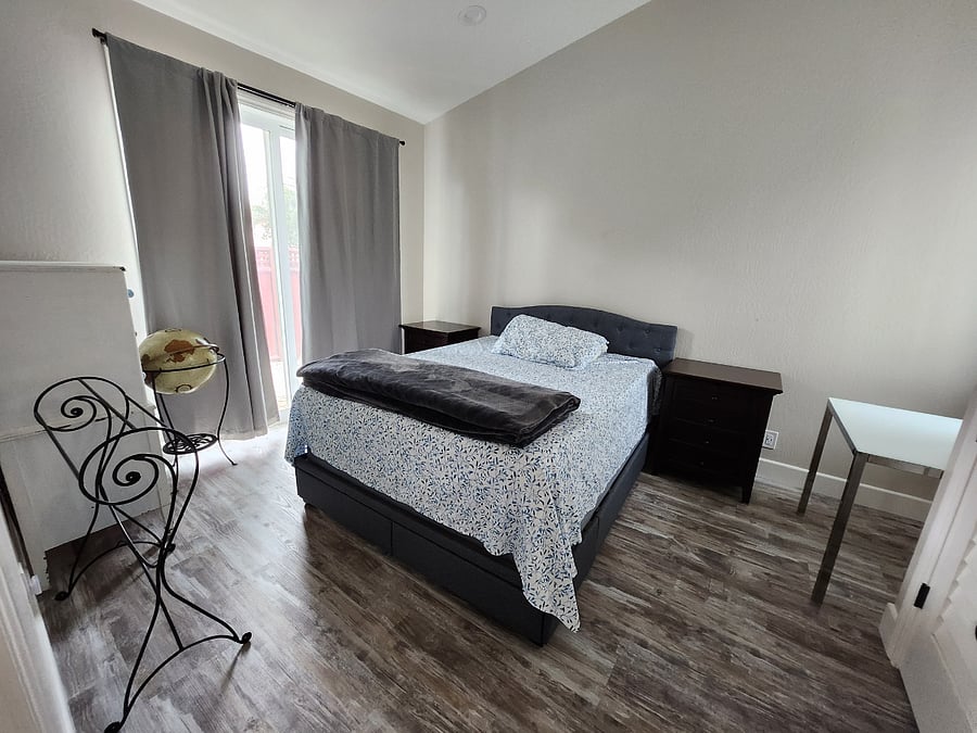 Furnished Finder property 856188_1 photo 12