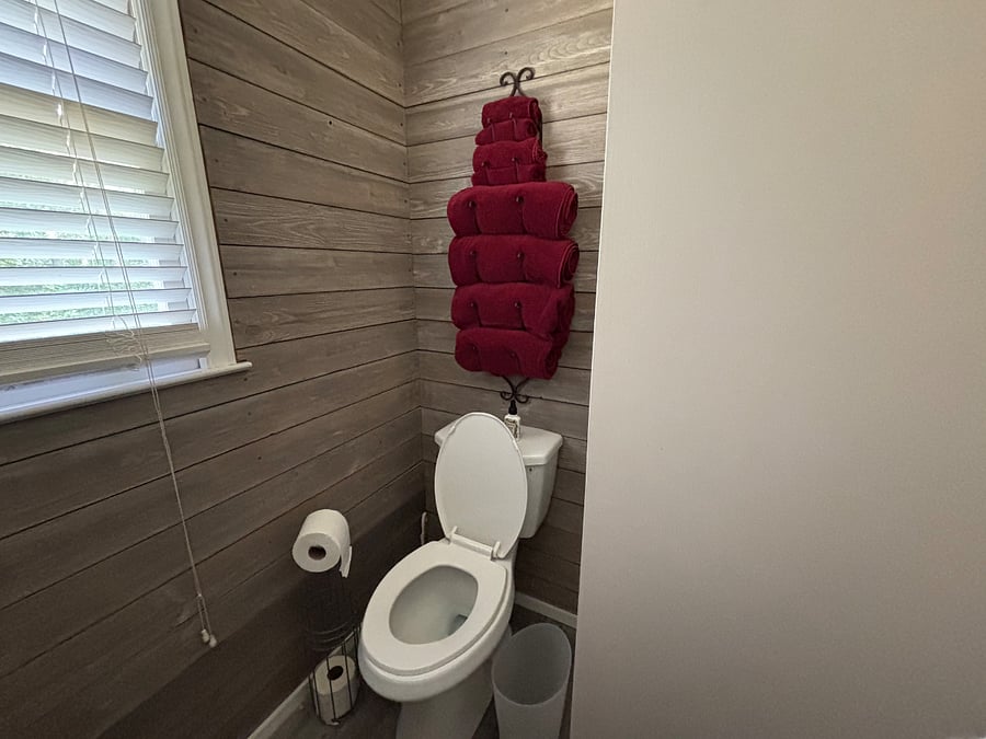 Furnished Finder property 856193_1 photo 15