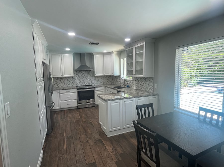 Furnished Finder property 856215_1 photo 3