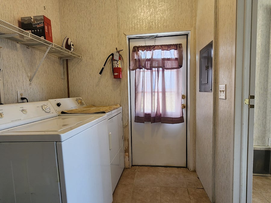 Furnished Finder property 856259_1 photo 23