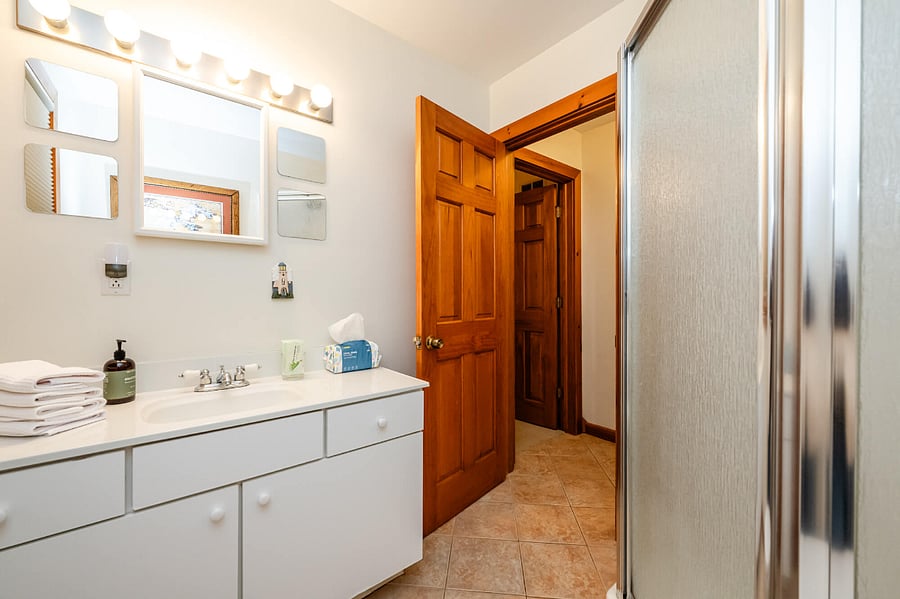 Furnished Finder property 856270_1 photo 13