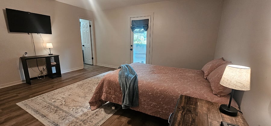 Furnished Finder property 856303_1 photo 17