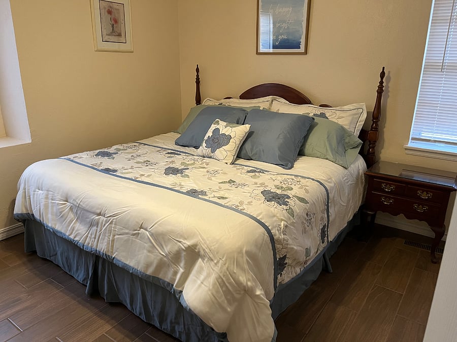 Furnished Finder property 856308_1 photo 12