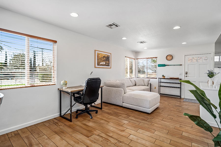 Furnished Finder property 856339_1 photo 10
