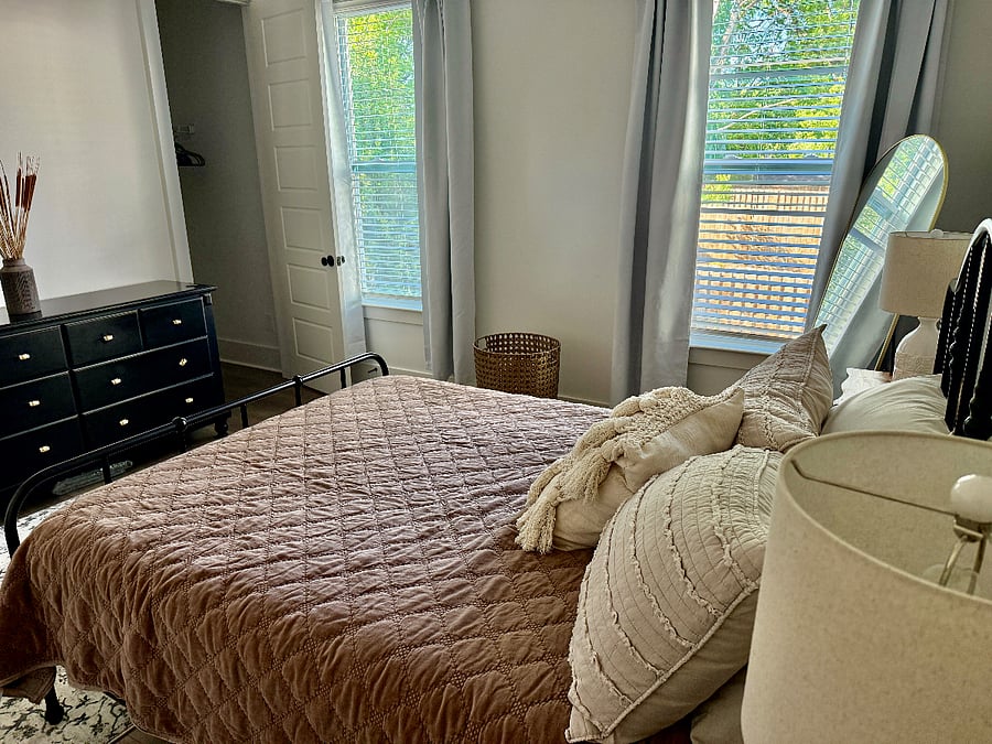 Furnished Finder property 856397_1 photo 12