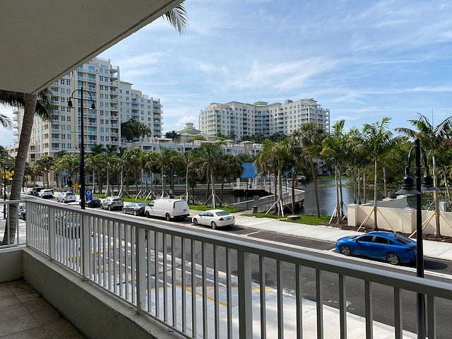Furnished Finder property 856404_1 photo 14