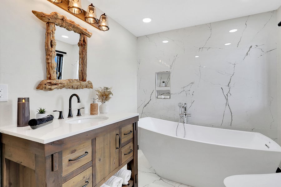 Entry Level Suite Bathroom - Soaking Tub Only