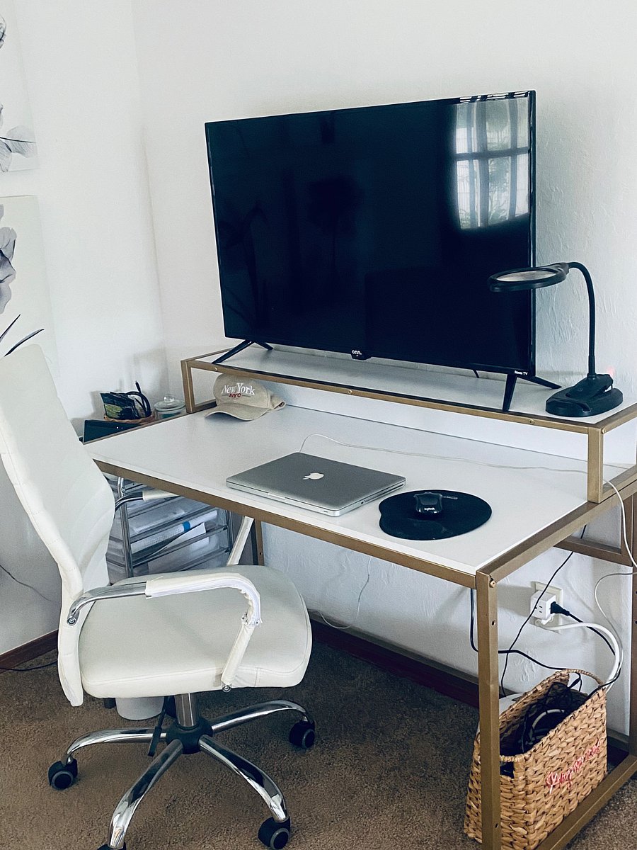 An alternative desk to the one pictured in the room is also available 