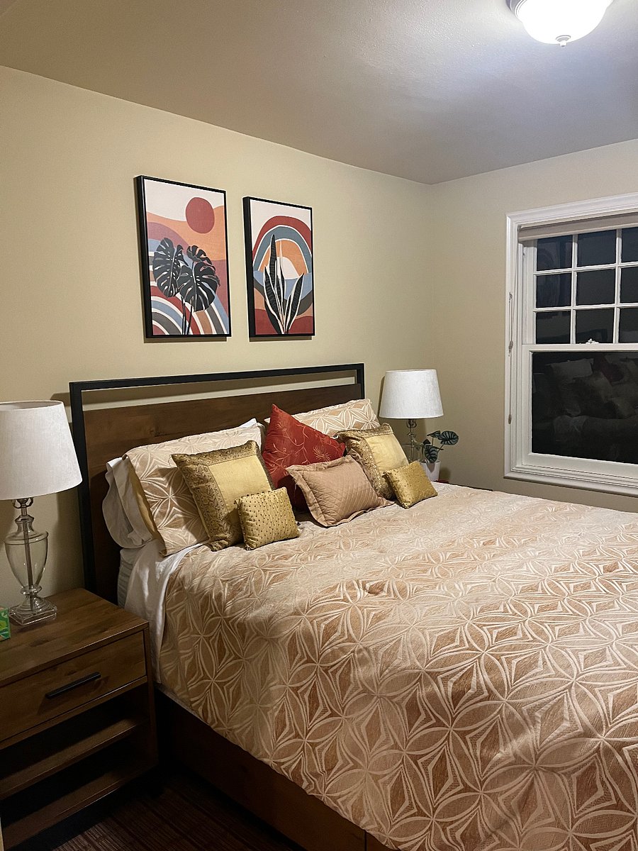 Queen Bed