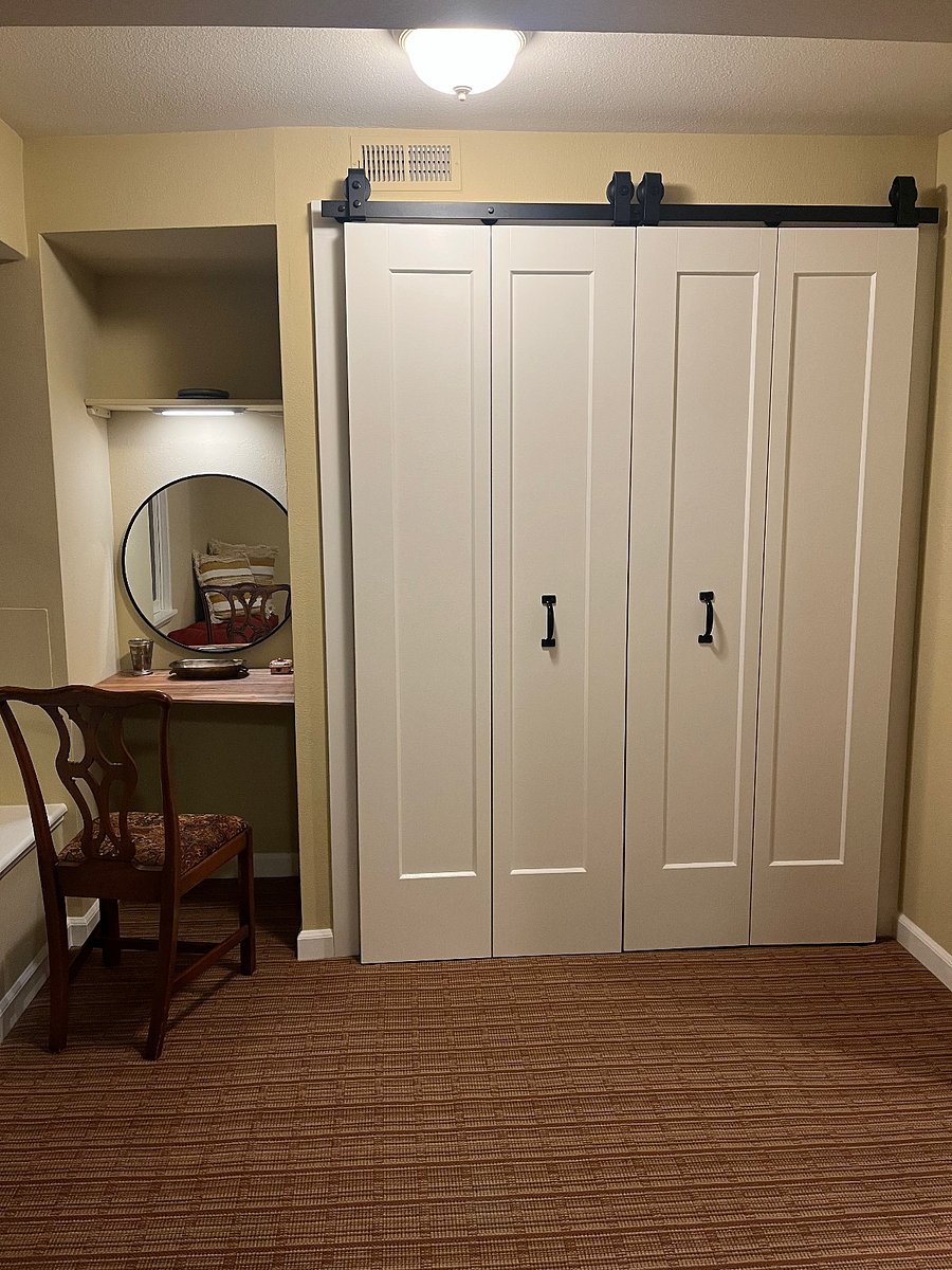 Ample Closet Space