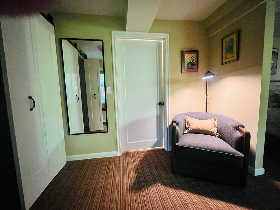 Sitting area