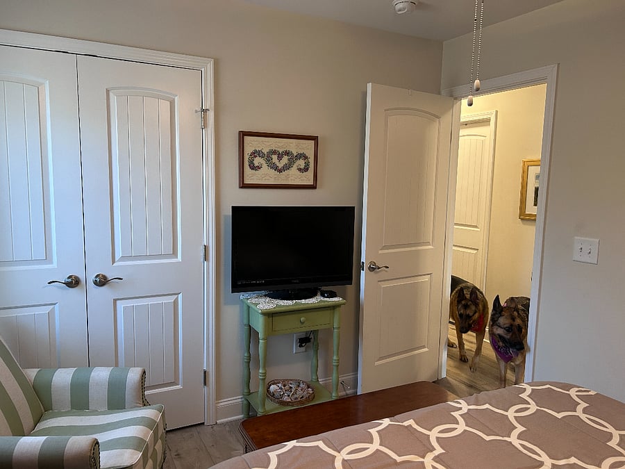 Furnished Finder property 856447_1 photo 2