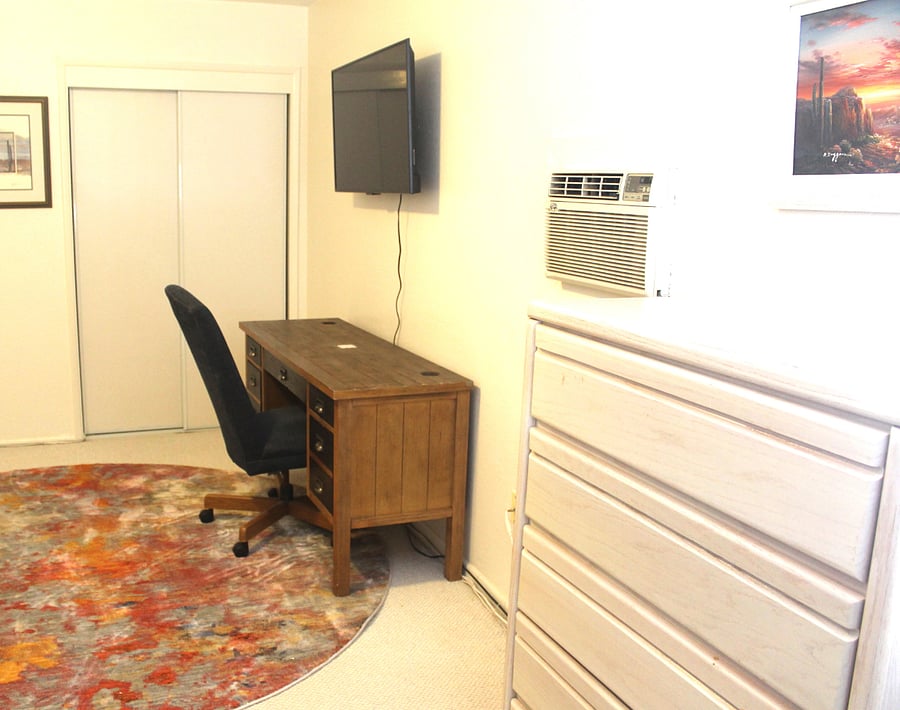 Second bedroom