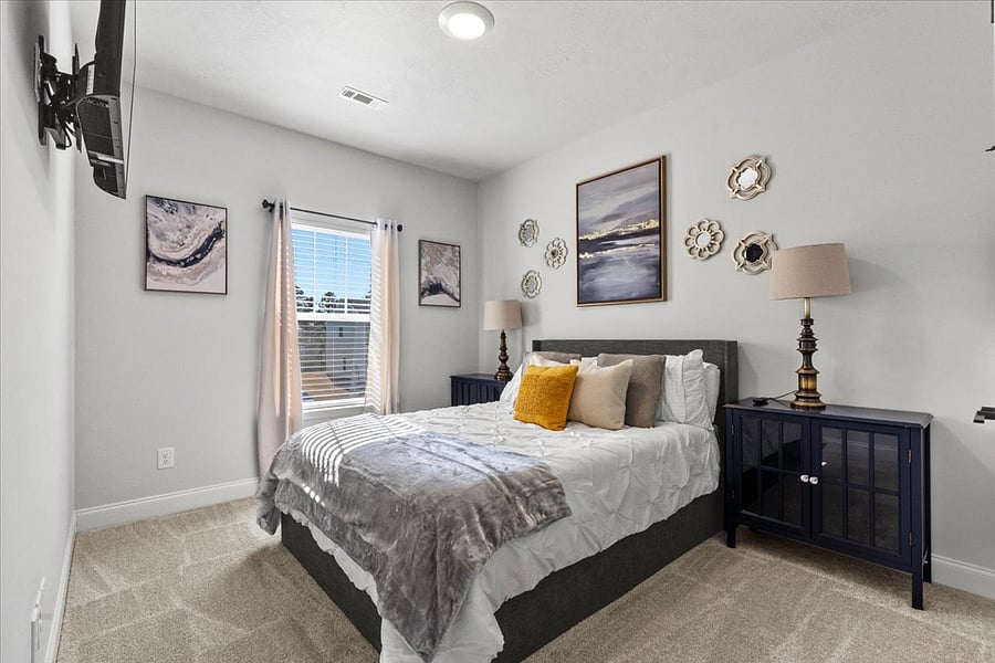Furnished Finder property 856460_1 photo 22