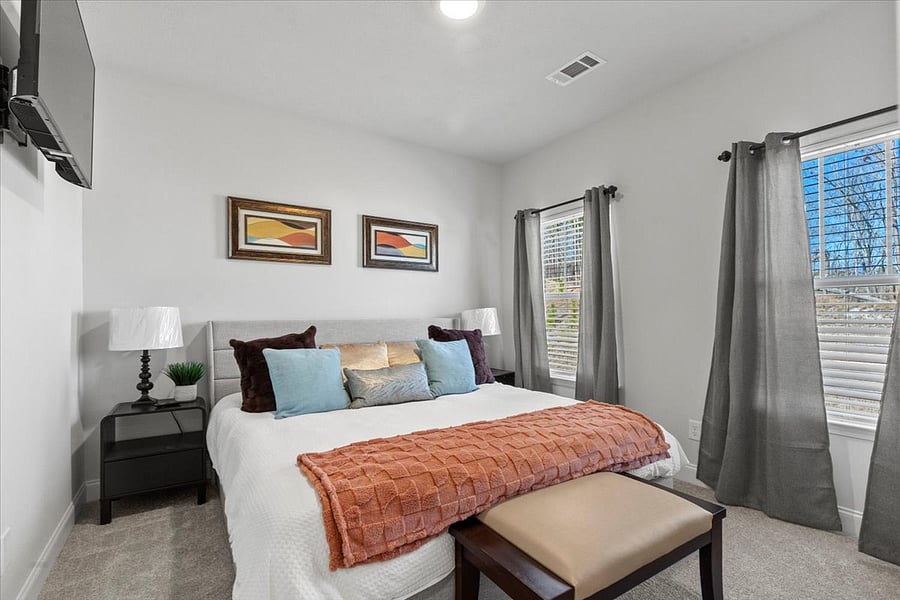 Furnished Finder property 856460_1 photo 20