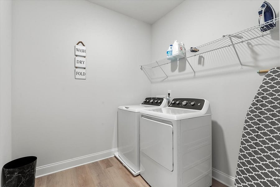 Furnished Finder property 856460_1 photo 28