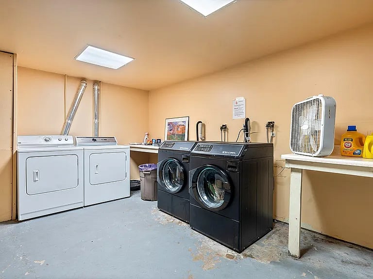 Furnished Finder property 856512_1 photo 16