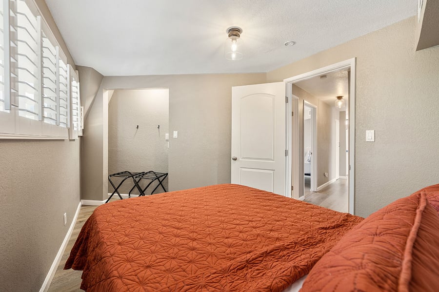 Furnished Finder property 856524_1 photo 32