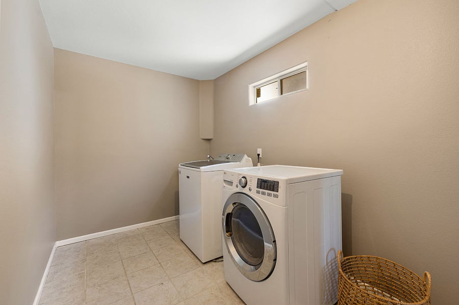 Furnished Finder property 856524_1 photo 38