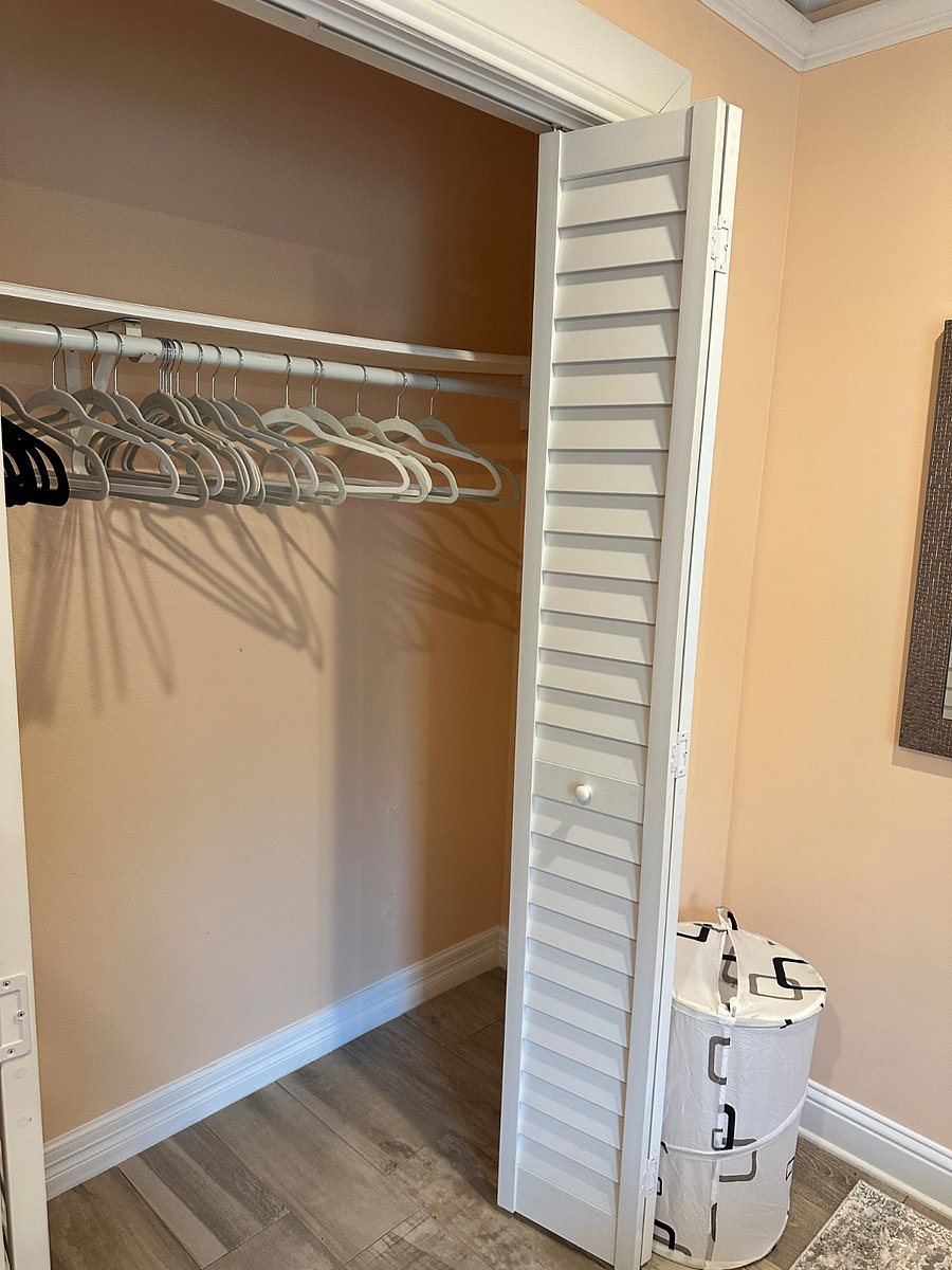 Furnished Finder property 856563_1 photo 15