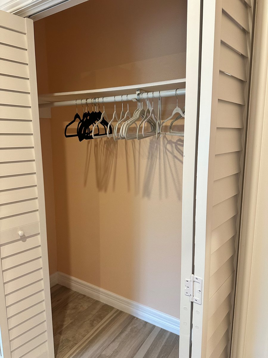 Furnished Finder property 856563_1 photo 16