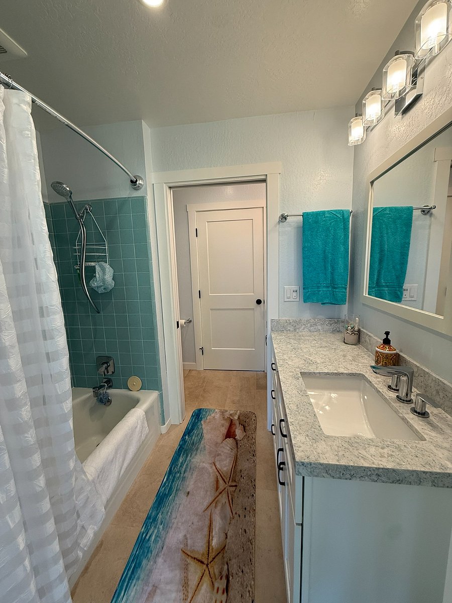 2nd Full Bathroom- first floor