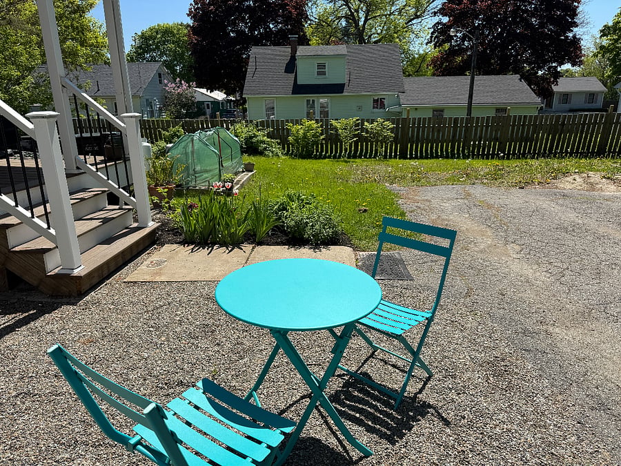 Outdoor seating with lots of sun.