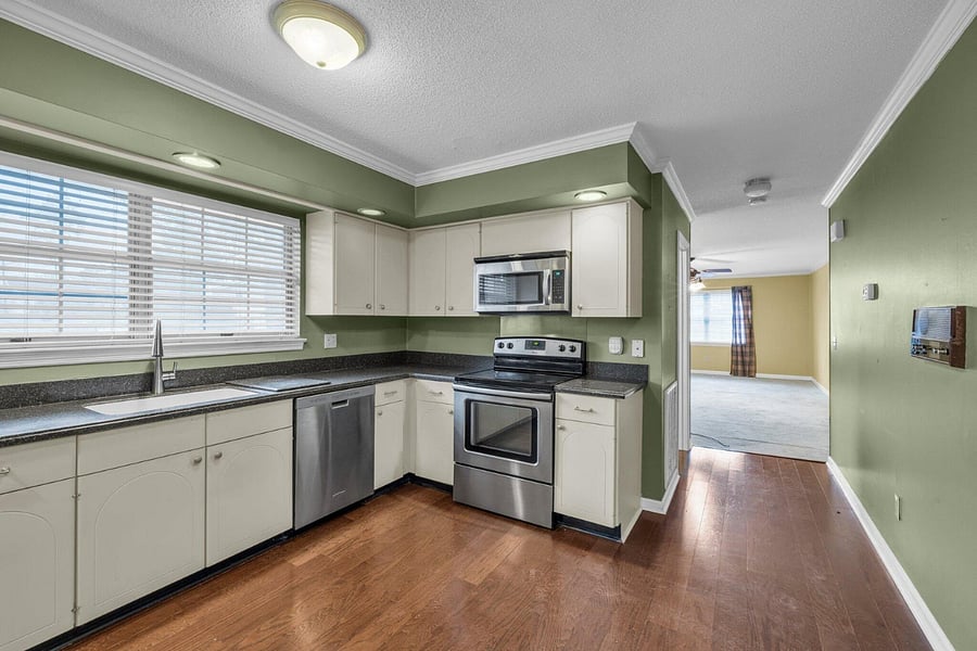Furnished Finder property 856611_1 photo 12