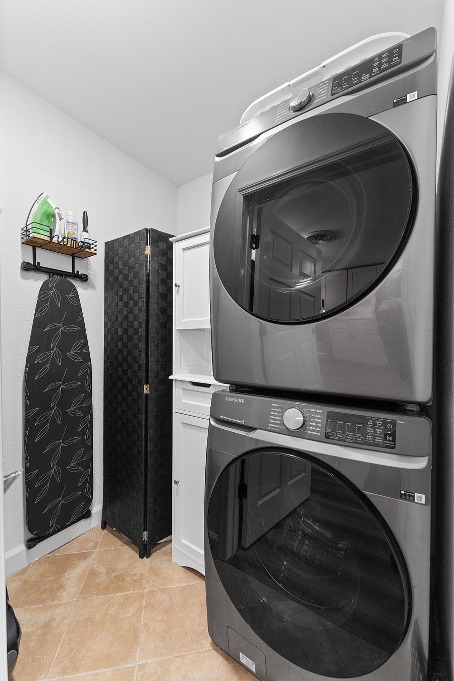 Furnished Finder property 856614_1 photo 24
