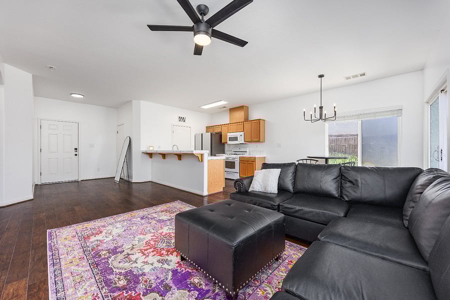 Furnished Finder property 856636_1 photo 2