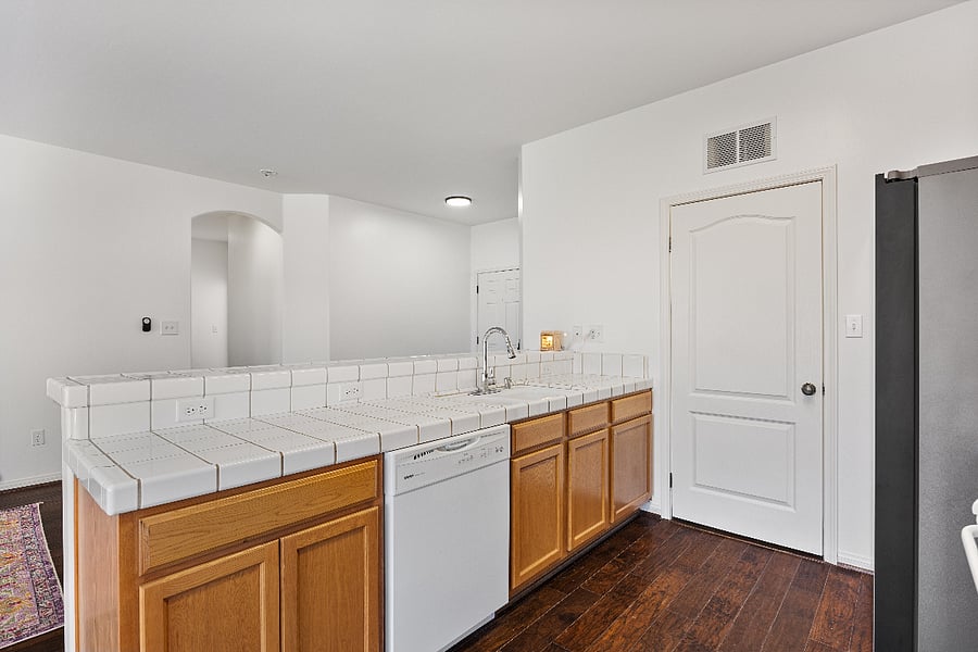Furnished Finder property 856636_1 photo 18
