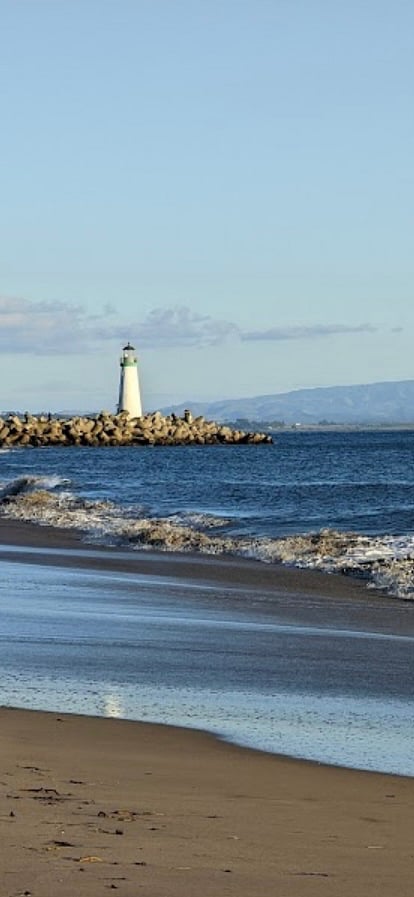 One mile to Seabright Beach ALDOs Resturante 