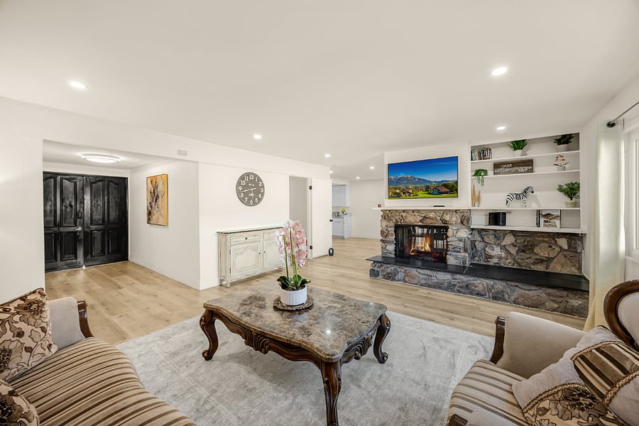 Furnished Finder property 856647_1 photo 1