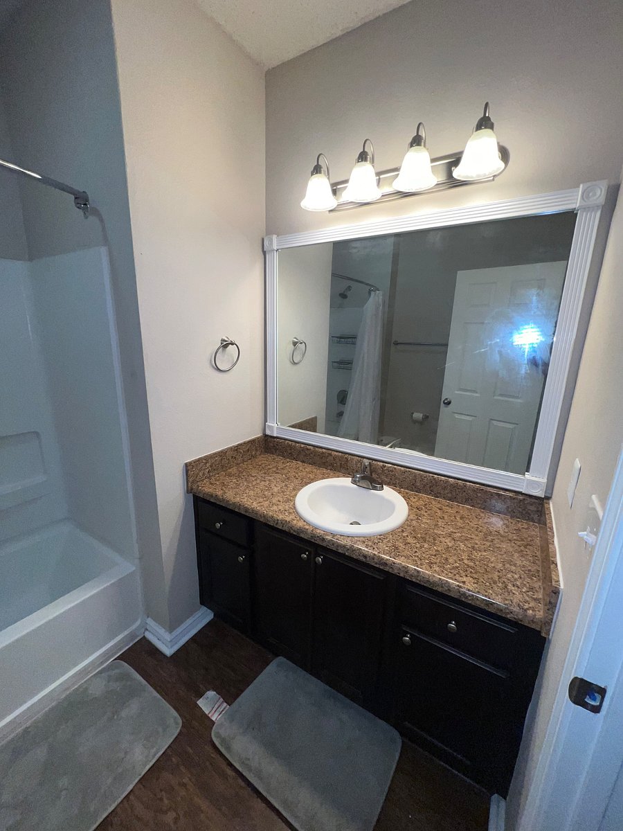 Furnished Finder property 856690_1 photo 2