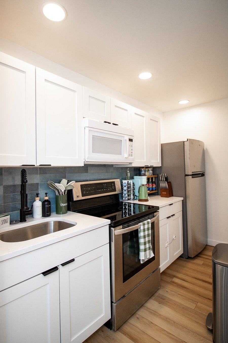 Furnished Finder property 856695_1 photo 23