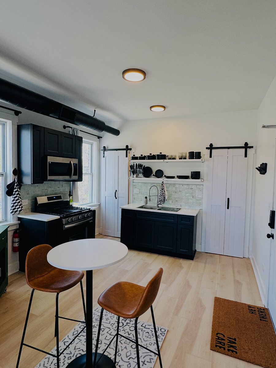 Furnished Finder property 856753_1 photo 2