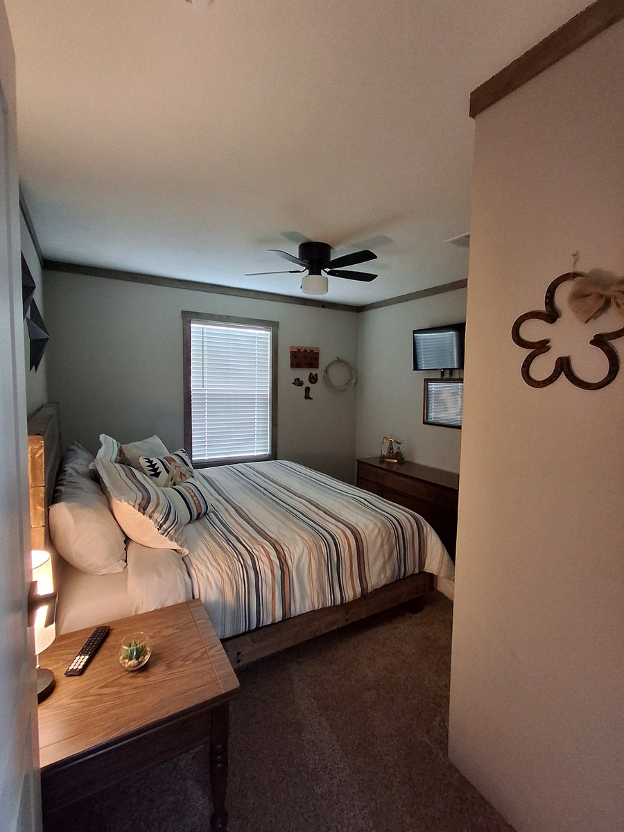 Furnished Finder property 856791_1 photo 2